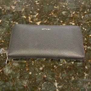 Matt and Nat Wallet